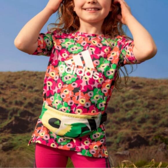 Adidas X Marimekko Unikko Poppy‎ Girls Multi Floral Tee 7-8 year old 128 cm - Picture 1 of 5